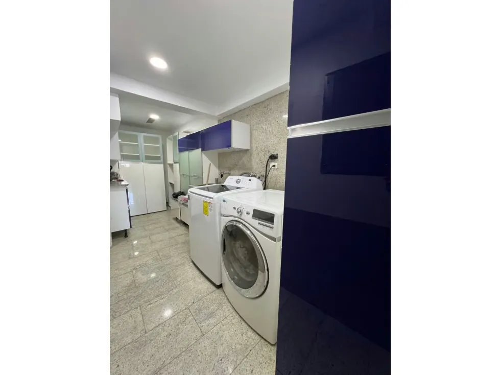 SE VENDE APTO EN LAS MERCEDES - 7