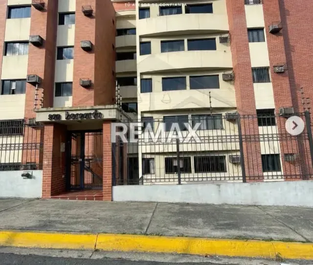 Alquiler apartamento Res. San Bernardo