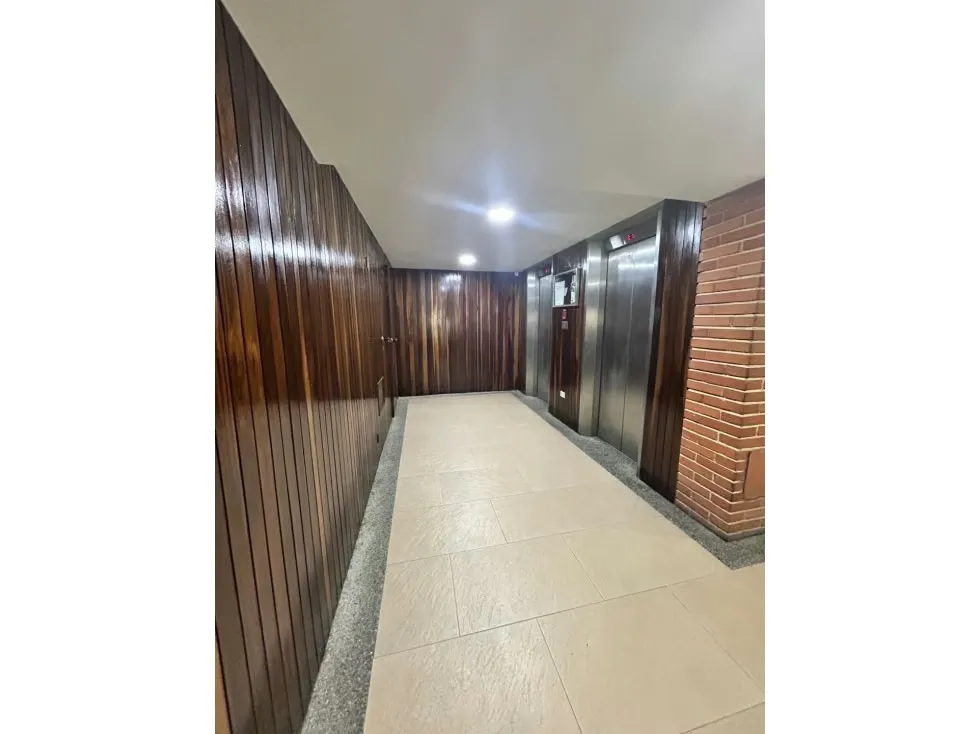 PENT HOUSE DÚPLEX EN VENTA 234 M2-URB. MANZANARES - 42