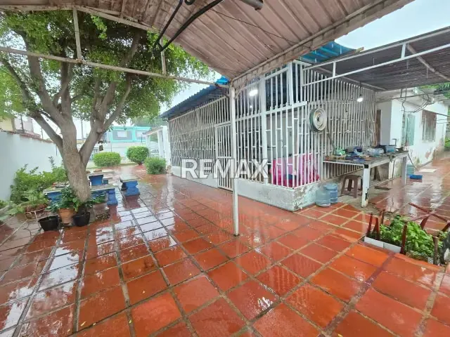 CASA EN VENTA EN CABIMAS - 16