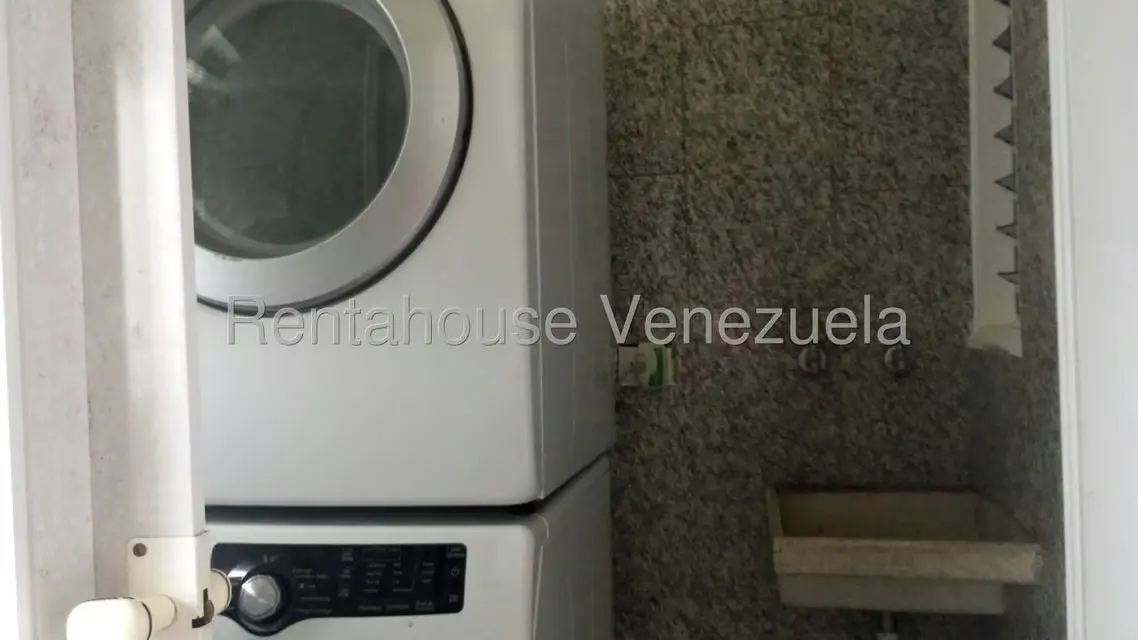 Apartamento (1 Nivel) en Venta en Miranda, Distrito Metropolitano - 29