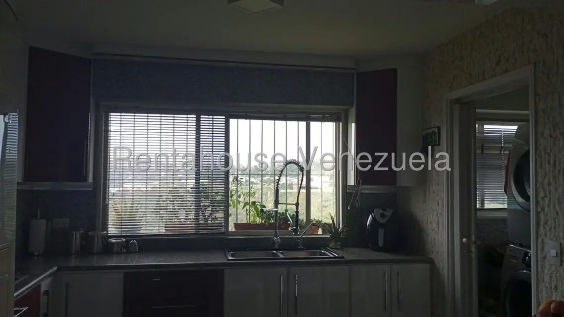 Apartamento (1 Nivel) en Venta en Miranda, Distrito Metropolitano - 32
