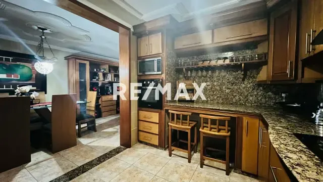 EN VENTA TOWN HOUSE EN LA URBANIZACIÓN TINAJERO II, ARAURE - 2