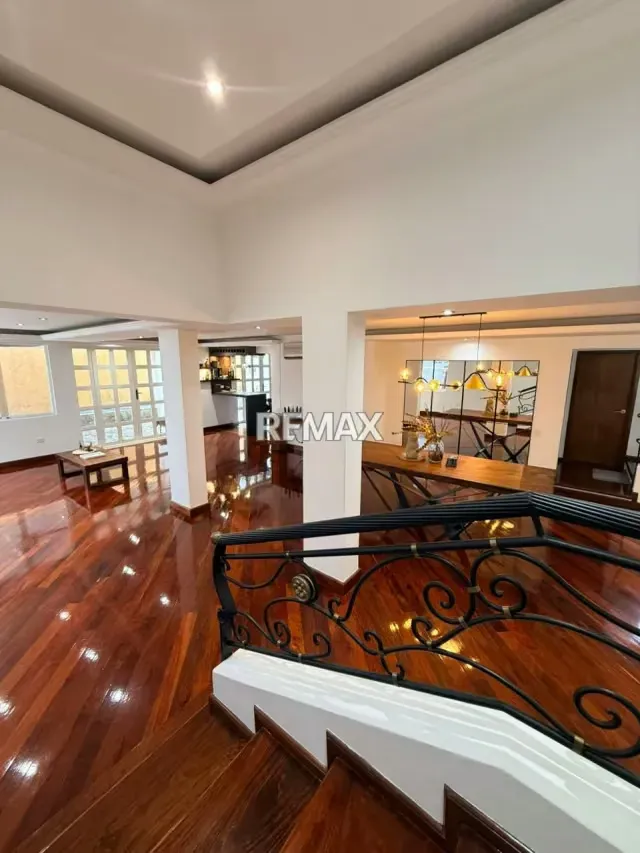 EN VENTA CASA EN LA URB. LA VIÑA EN CONJUNTO CERRADO - 7