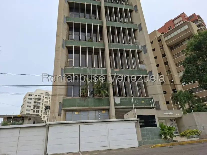 Apartamento (1 Nivel) en Venta en La Lago, Zulia