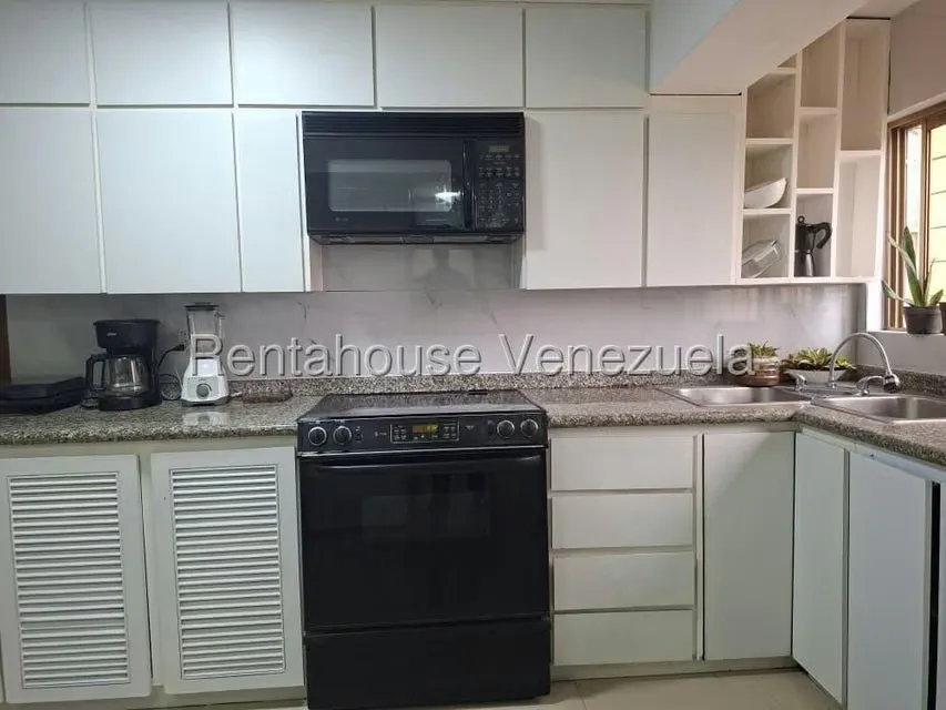 Apartamento (1 Nivel) en Venta en La Lago, Zulia - 17