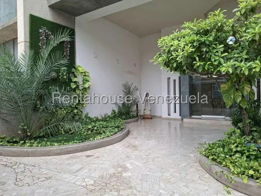 Apartamento (1 Nivel) en Venta en La Lago, Zulia - 3