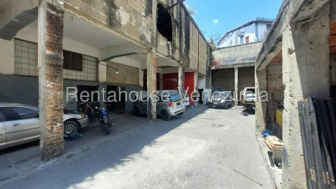 Local Comercial en Venta en Catia, Distrito Metropolitano - 17