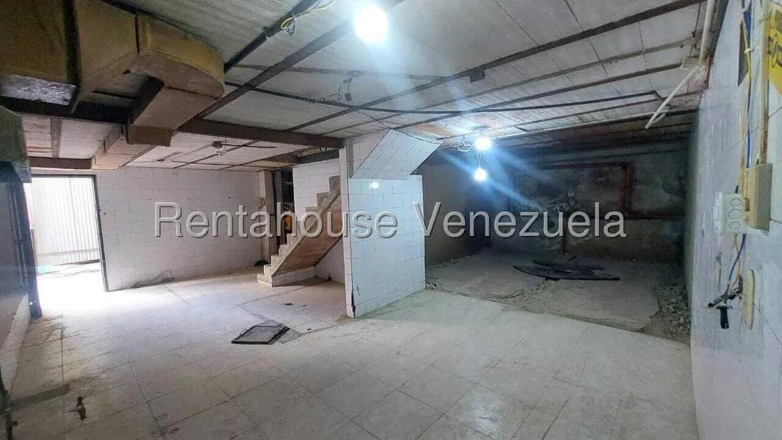 Local Comercial en Venta en Catia, Distrito Metropolitano - 22