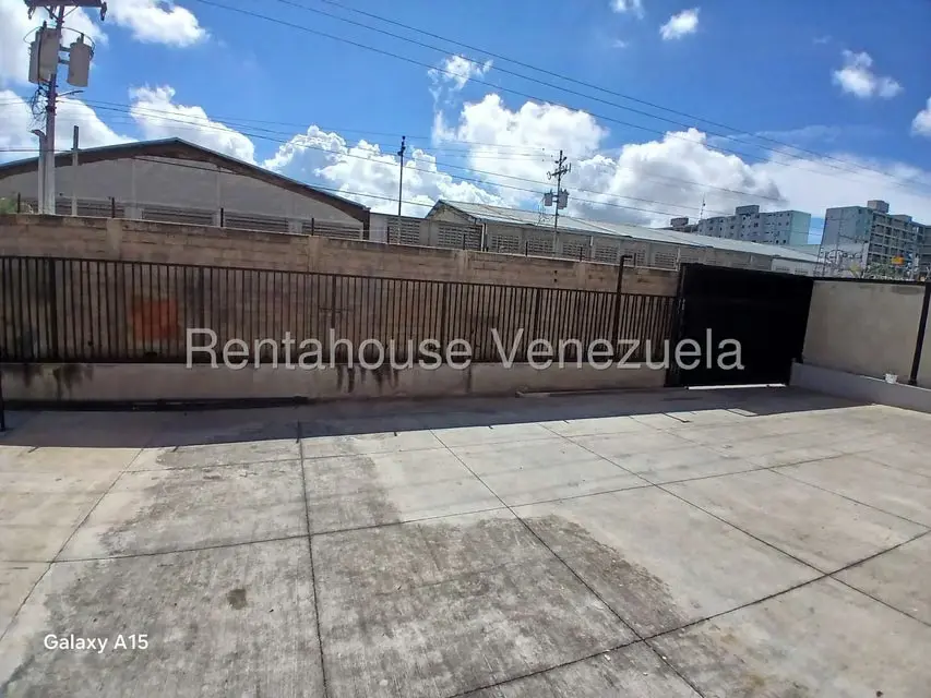 Galpon - Deposito en Venta en Zona Industrial 1, Lara - 32