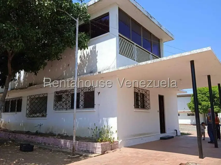 Casa (1 Nivel) en Alquiler en Paraiso, Zulia - 4