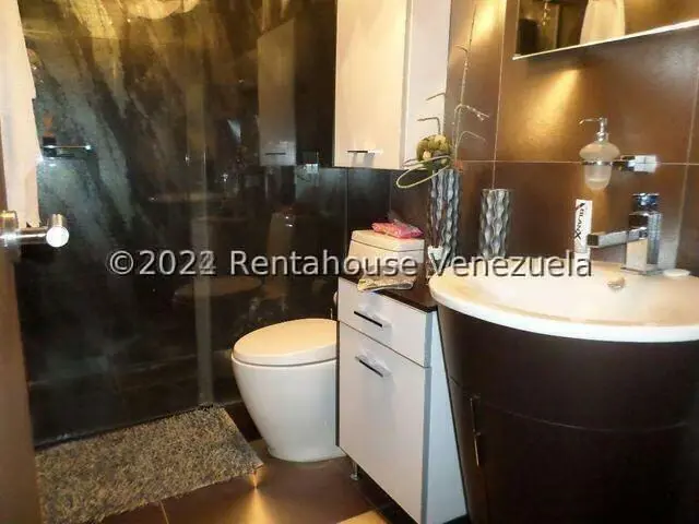 Apartamento (Penthouse) en Venta en Los Naranjos del Cafetal, Distrito Metropolitano - 23