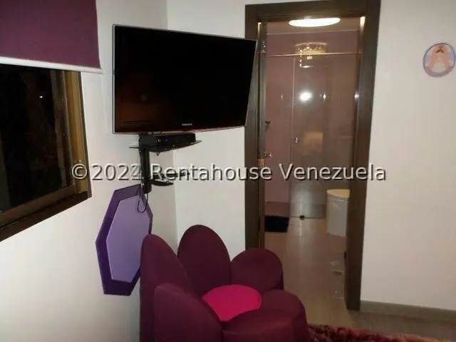 Apartamento (Penthouse) en Venta en Los Naranjos del Cafetal, Distrito Metropolitano - 29