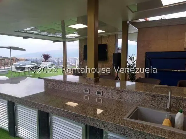 Apartamento (Penthouse) en Venta en Los Naranjos del Cafetal, Distrito Metropolitano - 32