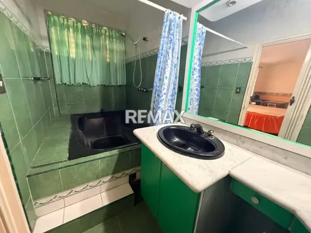 HERMOSA CASA EN VENTA EN LA URB. SAN JACINTO - 11