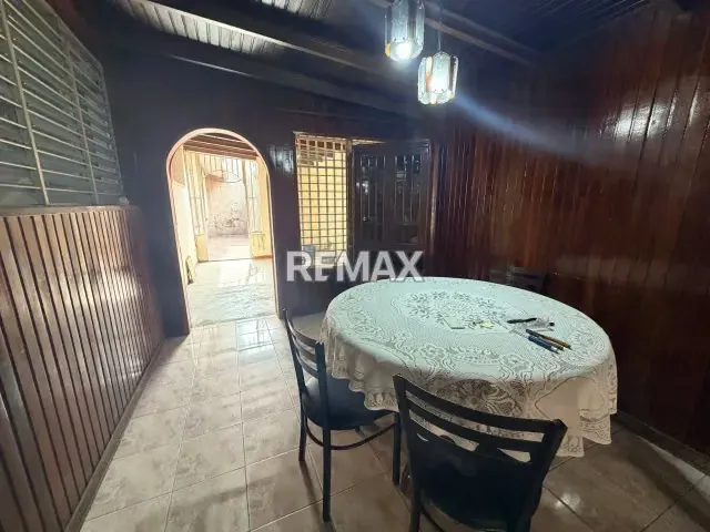 HERMOSA CASA EN VENTA EN LA URB. SAN JACINTO - 6