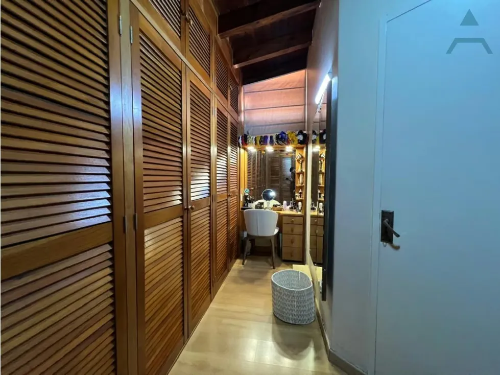 Se vende casa 813m² 3h/4b/4p Lomas del Mirador - 22