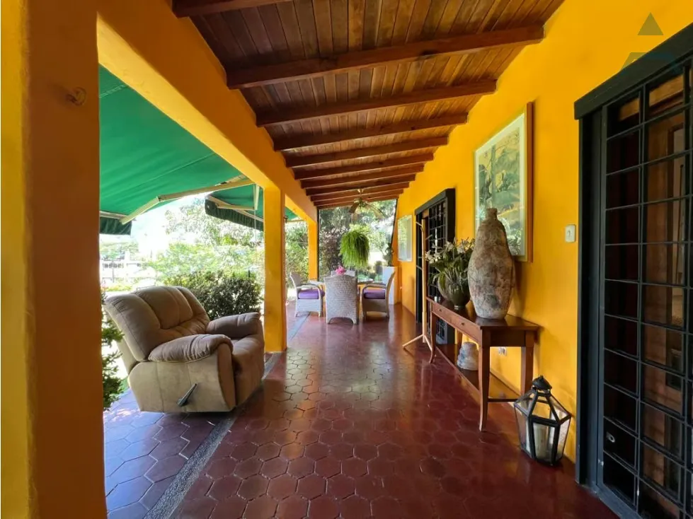 Se vende casa 813m² 3h/4b/4p Lomas del Mirador - 6
