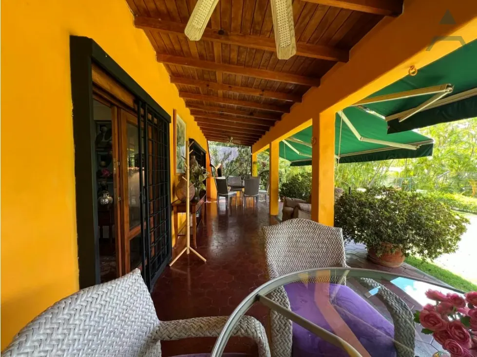 Se vende casa 813m² 3h/4b/4p Lomas del Mirador - 7