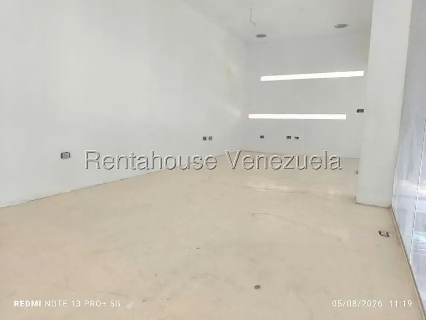 Local Comercial en Alquiler en La Lago, Zulia - 6