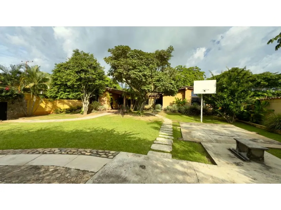 Casa de 1 planta en Guataparo, con Vigilancia TCL C 9381013