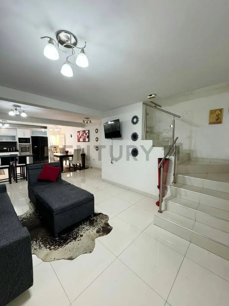 EN VENTA HERMOSA CASA EN TUCAPE - 7