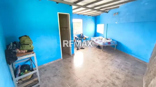 Terreno Industrial y Centro de Operaciones para Carga Pesada - 6