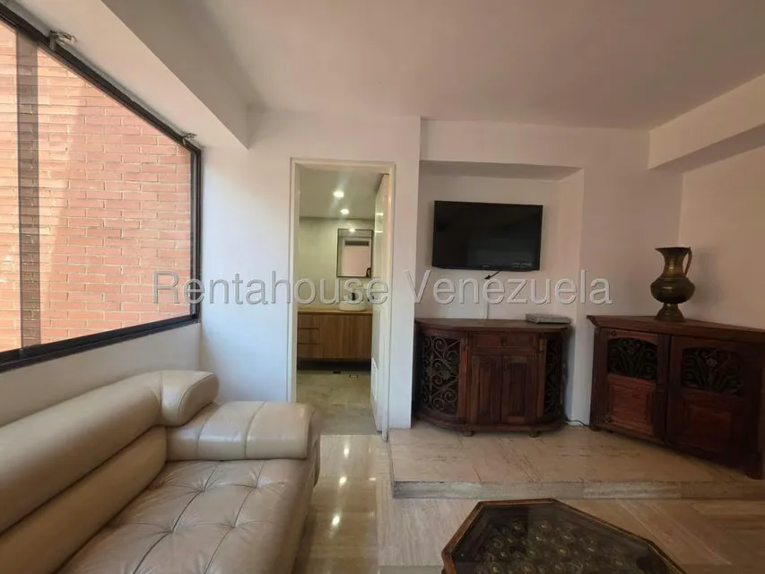 Apartamento (Duplex) en Alquiler en El Rosal, Distrito Metropolitano - 15