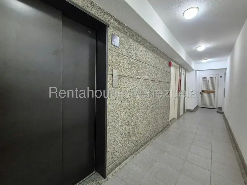 Apartamento (Duplex) en Alquiler en El Rosal, Distrito Metropolitano - 5