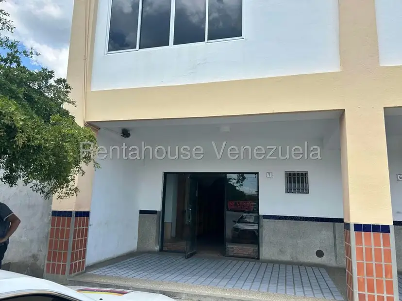 Comercial (Local Comercial) en Venta en La Costanera, Miranda