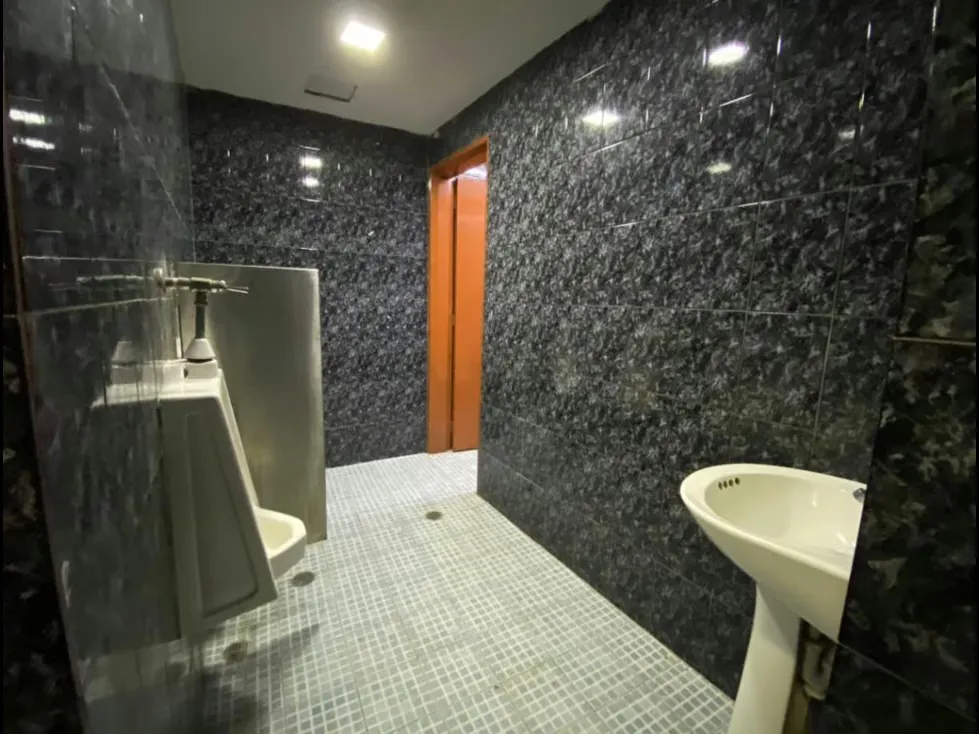 Local Comercial en Venta en Av Fuerzas Armadas Caracas ¡Oportunidad! - 14