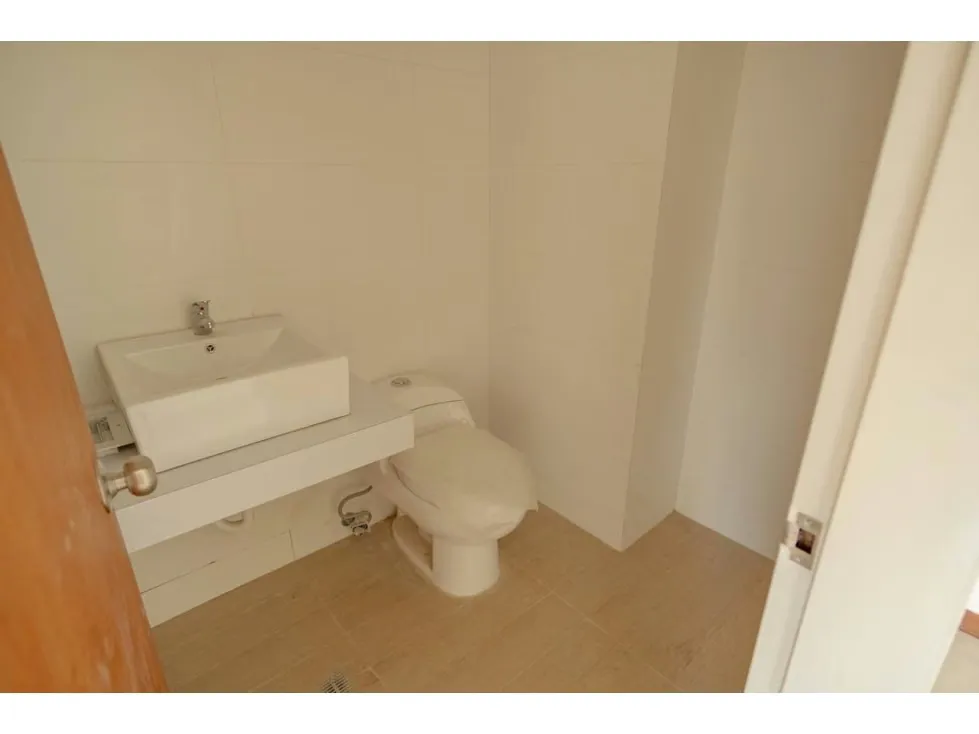 Se Vende PB 230 M2 Res. Cima Bosque, Urbanización La Boyera - 4