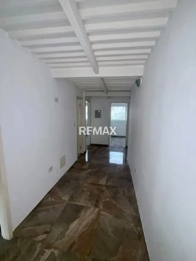 TOWN HOUSE COMERCIAL EN ALQUILER - 18