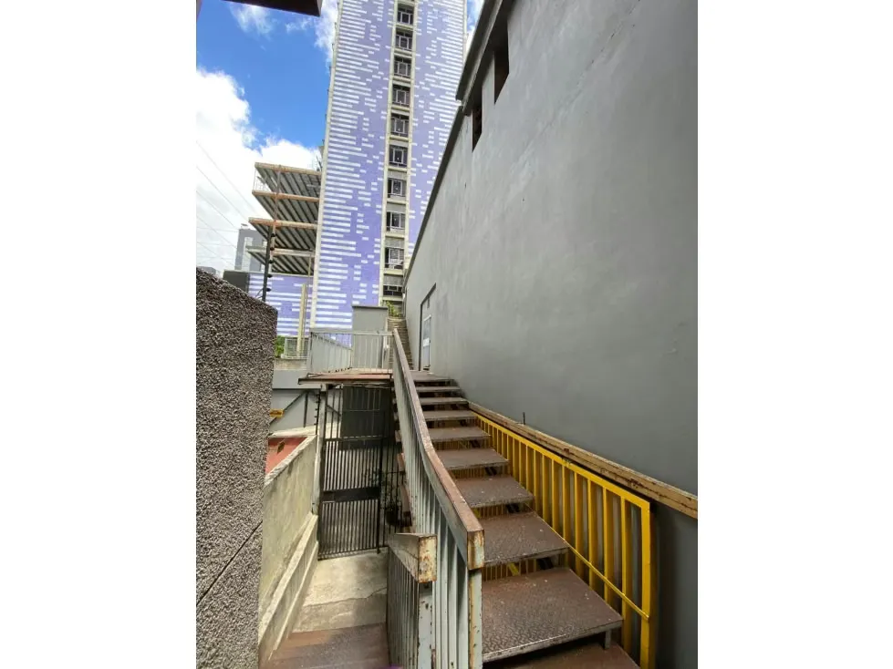 Edificio en venta 1500m², PLAZA ALTAMIRA - 14
