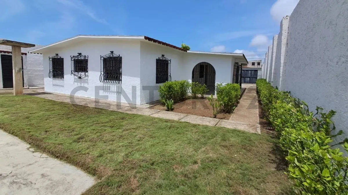Exclusiva Propiedad en Venta Urbanización Jorge Coll Isla de Margarita - 2