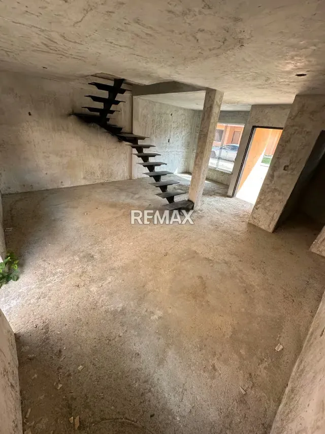 TOWN HOUSE CON FINANCIAMIENTO EN LAS TRINITARIAS, GUACARA - 4