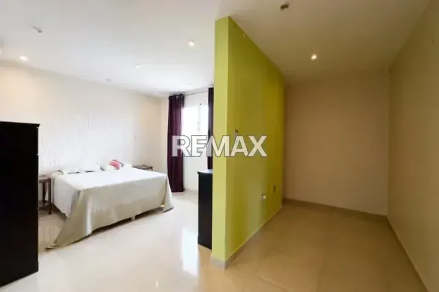 EN VENTA IMPONENTE CASA DE DOS NIVELES, MODERNA CON PISCINA, URB. COSTA AZUL, ISLA DE MARGARITA. - 14