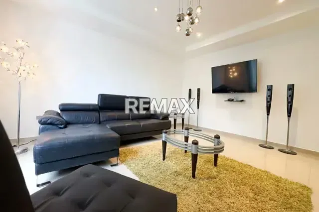 EN VENTA IMPONENTE CASA DE DOS NIVELES, MODERNA CON PISCINA, URB. COSTA AZUL, ISLA DE MARGARITA. - 7