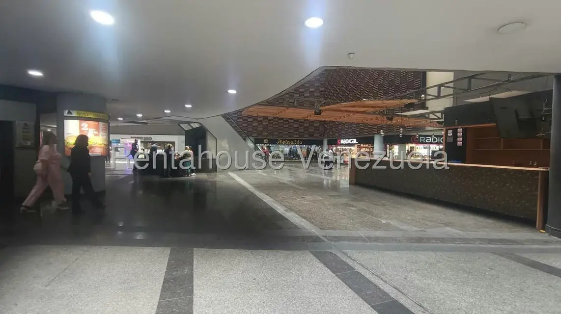 Local Comercial en Alquiler en El Rosal, Distrito Metropolitano - 12
