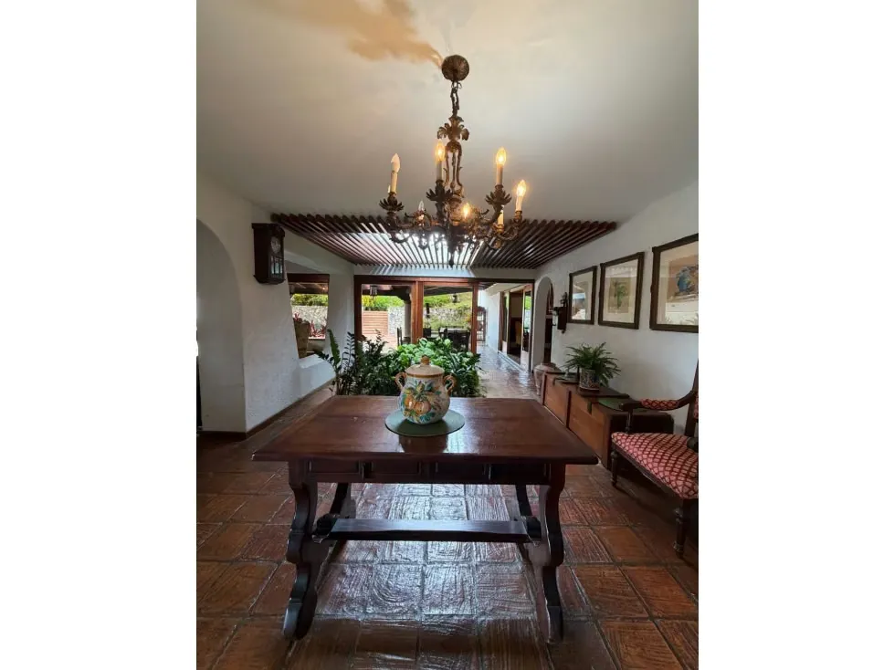 Casa en venta 598m2 5H+2S/5.5B+S/10P La Lagunita - 5