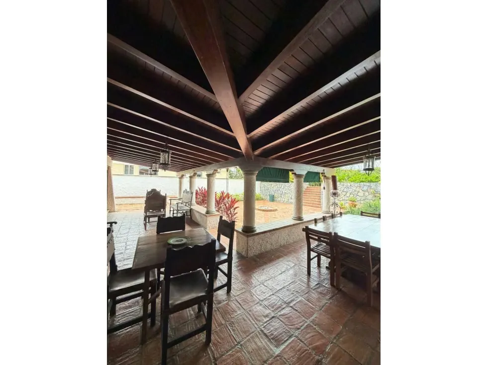 Casa en venta 598m2 5H+2S/5.5B+S/10P La Lagunita - 6