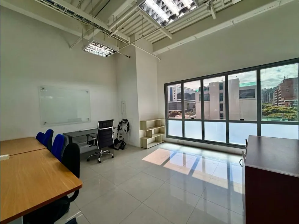 Se alquila oficina 149m2 2B/1p Las Mercedes - 5