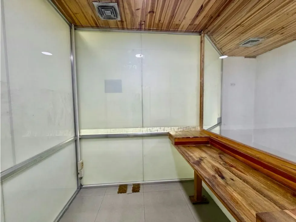 Se alquila oficina 149m2 2B/1p Las Mercedes - 10