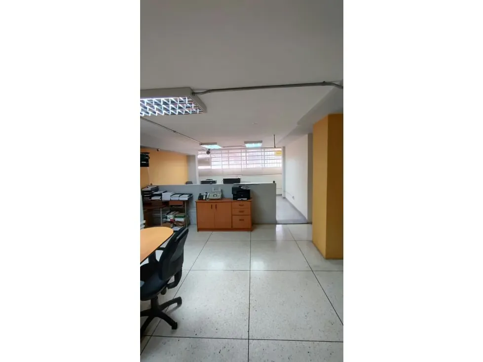 Local Comercial en venta a 50mts de Av. Fuerzas Armadas - 10