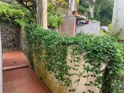 View 32