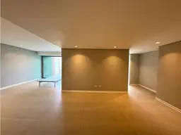 View 10