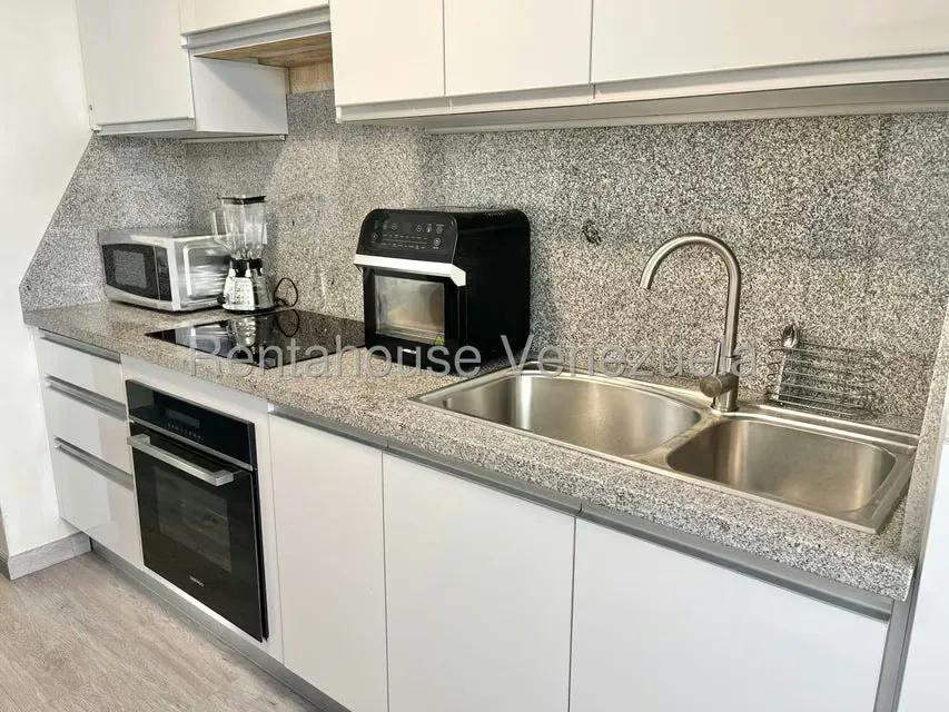 Apartamento (1 Nivel) en Venta en La Florida, Distrito Metropolitano - 11
