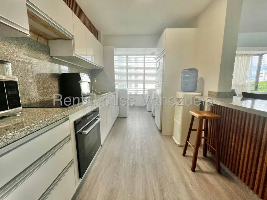 Apartamento (1 Nivel) en Venta en La Florida, Distrito Metropolitano - 12
