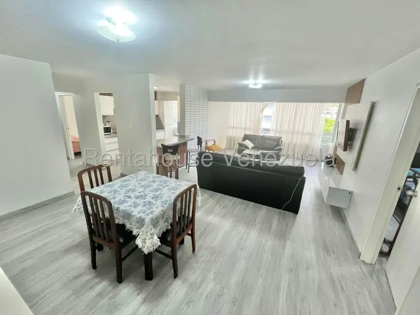 Apartamento (1 Nivel) en Venta en La Florida, Distrito Metropolitano - 9