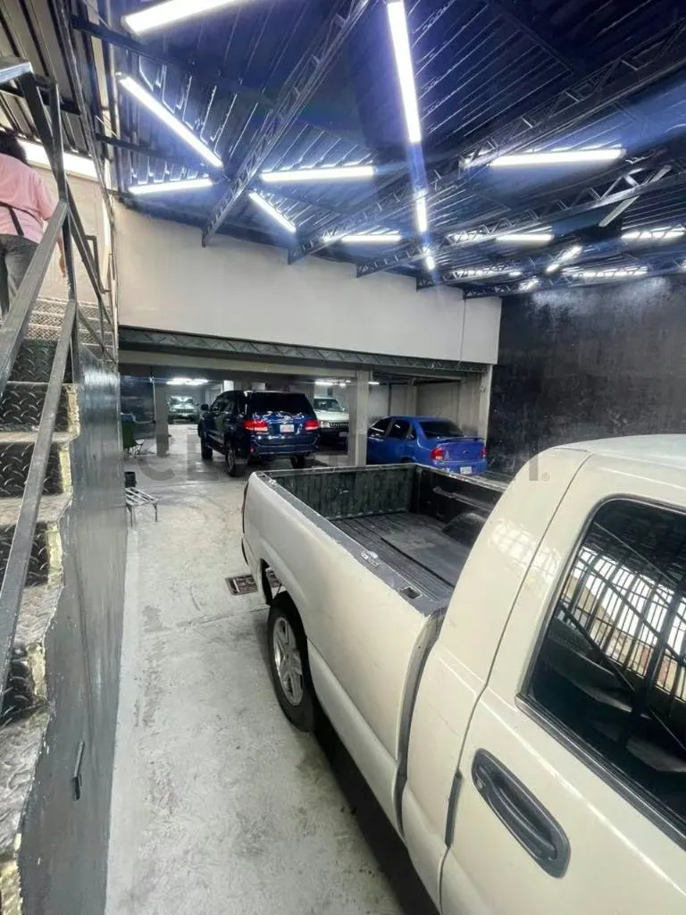 VENDO CASA LOS DOS CAMINOS, Caracas, Mun Sucre, zona comercial - 2